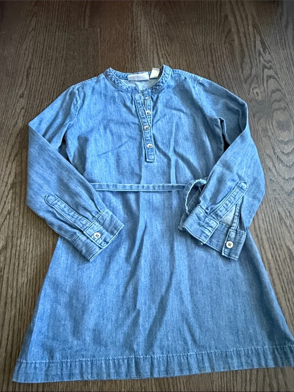 The Children's Place Denim Belted Long-Sleeve Dress in Blue - size 5/6 - Picture 3 of 5